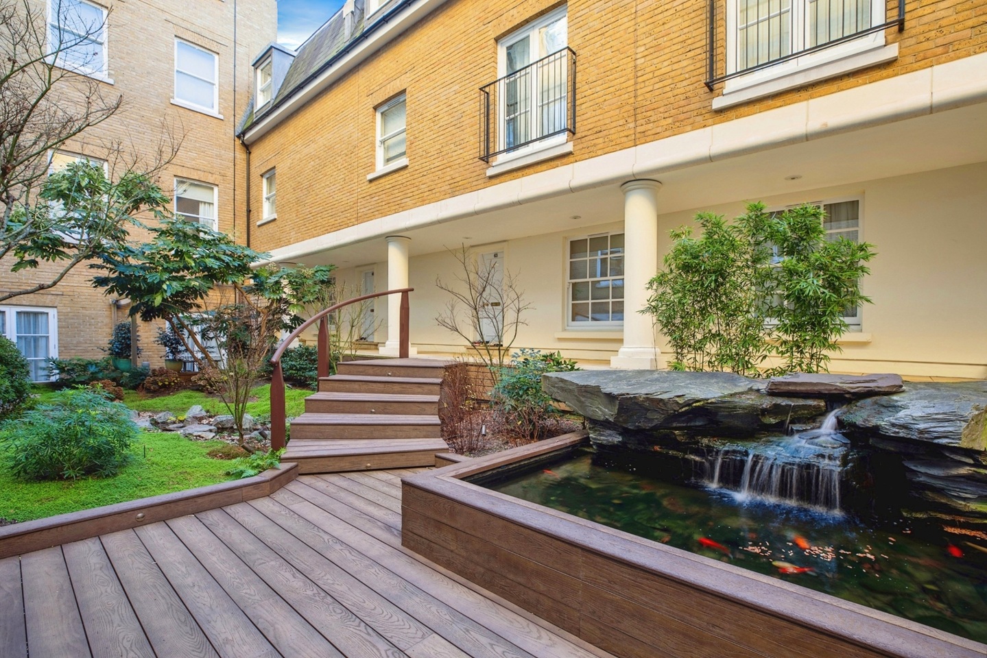 Additional image 19 of 2 Bed Flat, Charlesworth House, SW7, N1 7GU