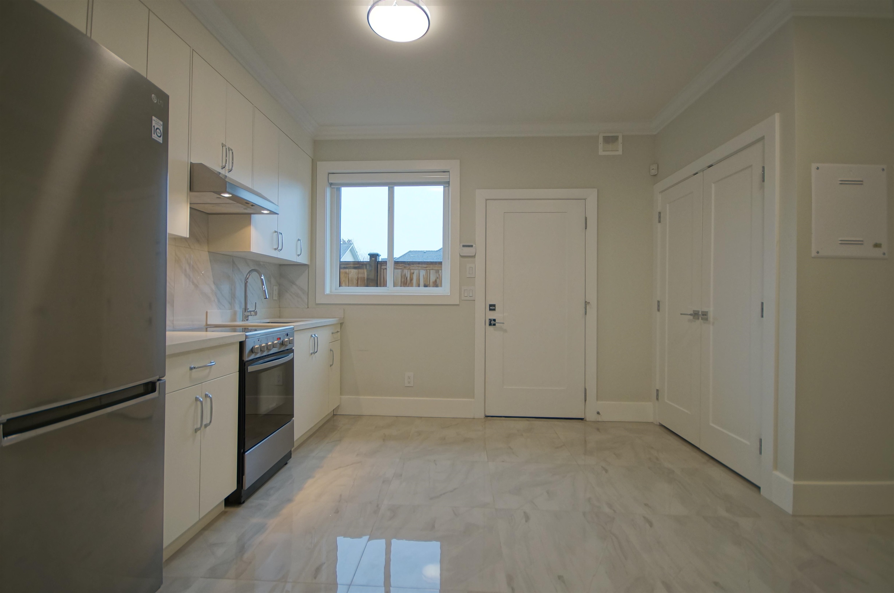 Additional image 4 of Ground - 7758 Armstrong Street