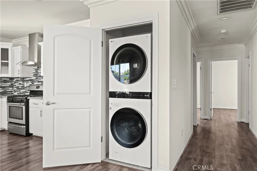 Additional image 16 of 4818 Saturn St, Los Angeles, CA 90019