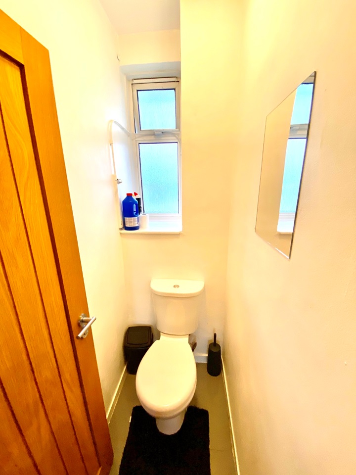 Additional image 11 of 3 Bed Flat, Kirtley House, SW8, N1 7GU