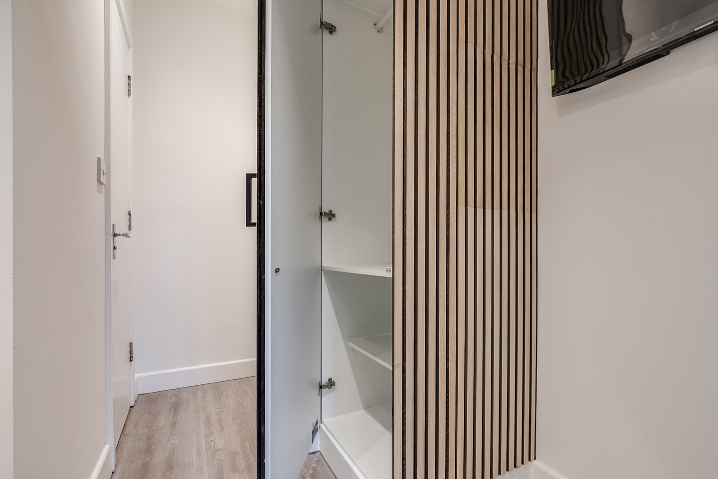 Additional image 3 of Studio Flat, Edgware Road, W2, N1 7GU