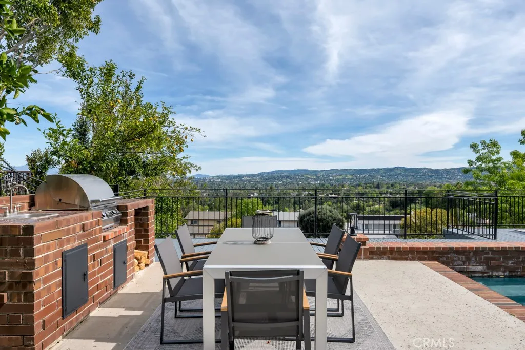 Additional image 51 of 5952 Woodland View Drive, Woodland Hills, CA 91367