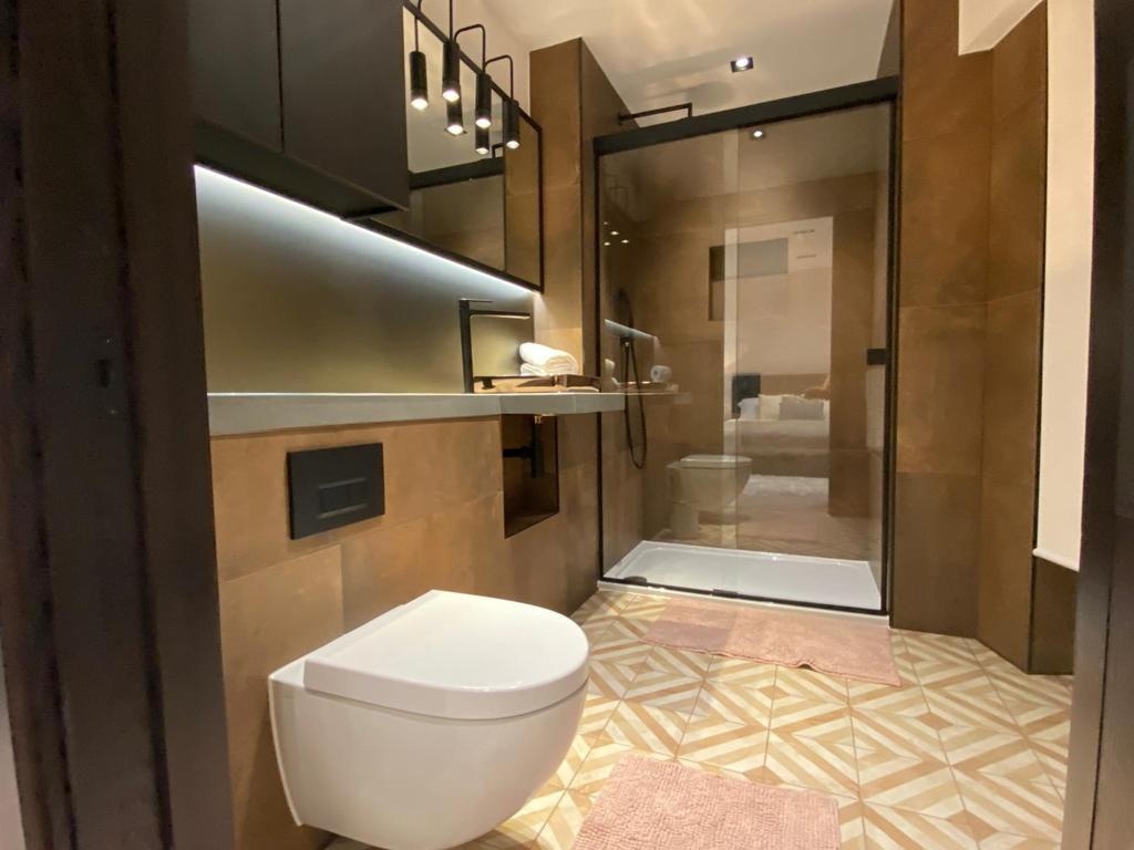 Additional image 3 of 2 Bed Flat, Keybridge Tower, SW8, N1 7GU