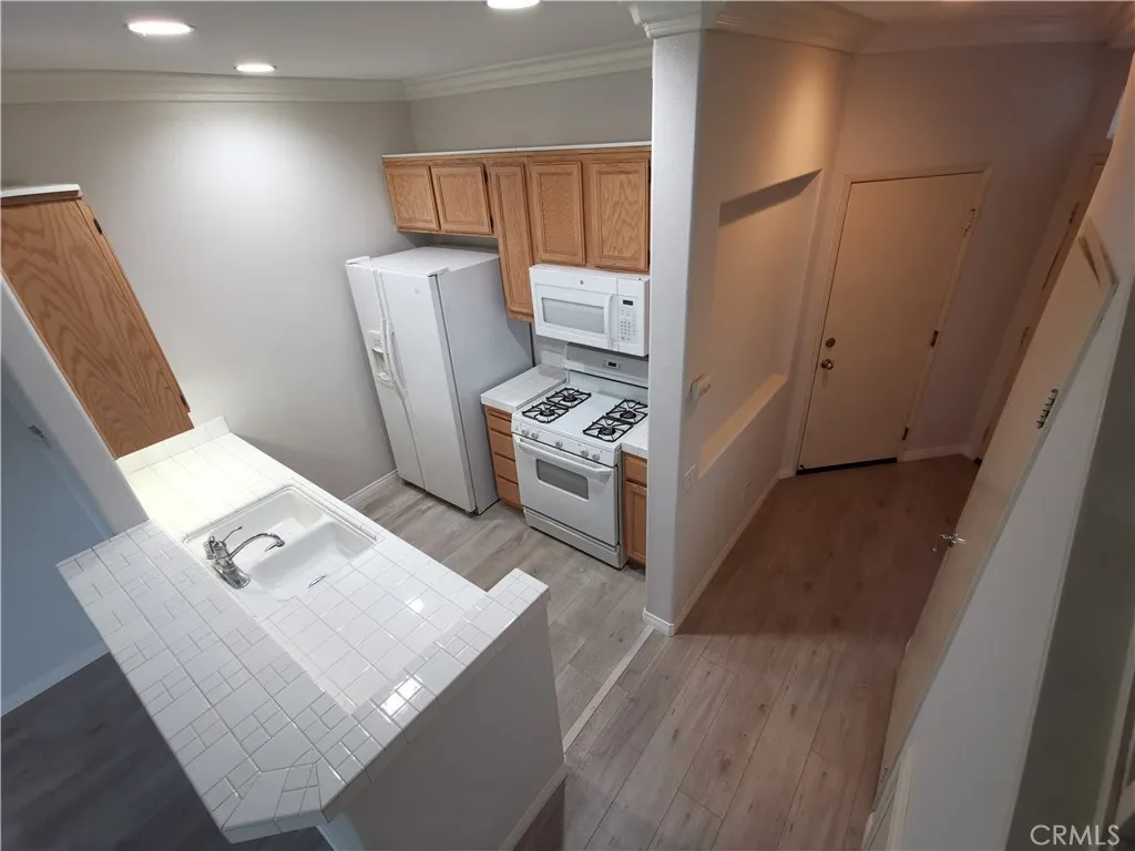 Additional image 5 of 23624 Big Horn Unit 46, Valencia, CA 91354