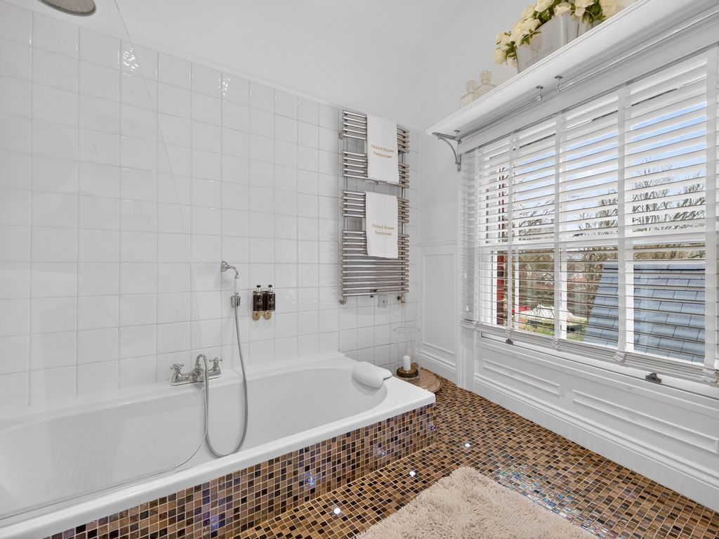 Additional image 15 of 3 bed flat for saleFriday Street Henley-On-Thames, Oxfordshire RG9