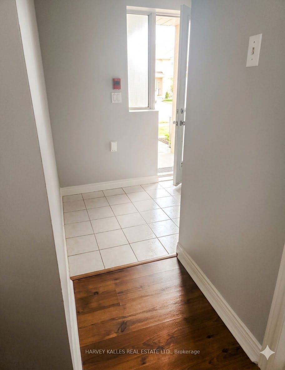 Additional image 6 of 4-101 Connaught Avenue S, Hamilton, ON, L8M 3C4