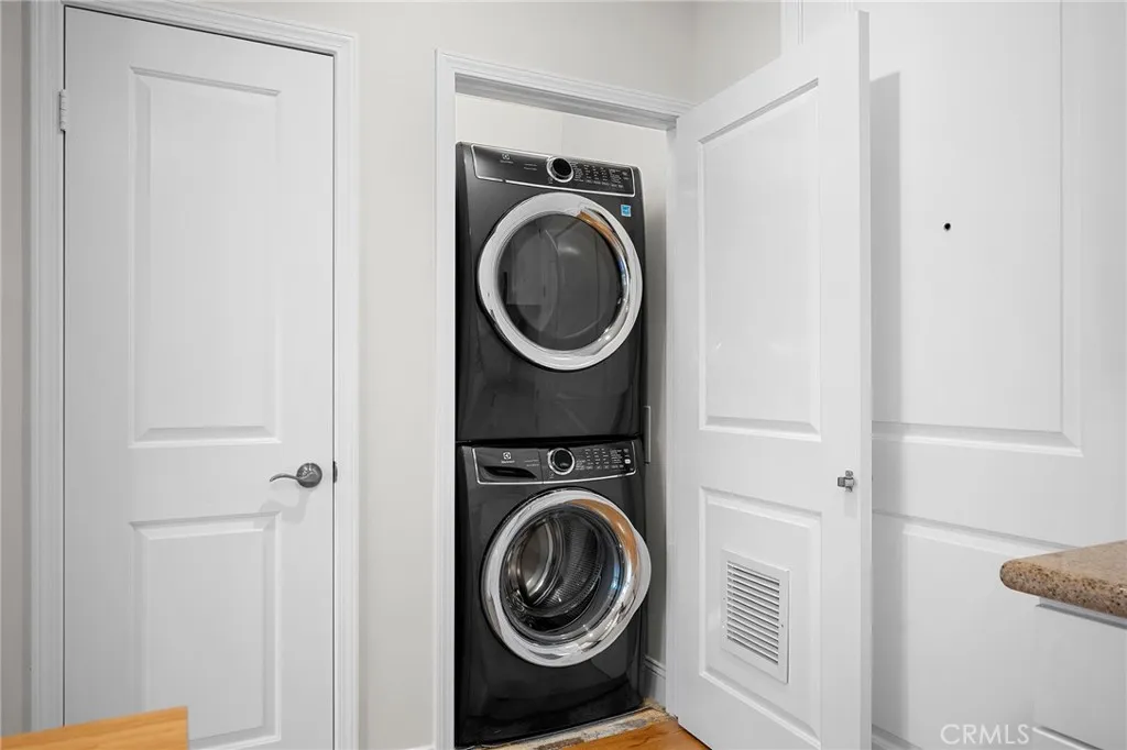 Additional image 56 of 6938 Laurel Canyon Blvd Unit 101, North Hollywood, CA 91605