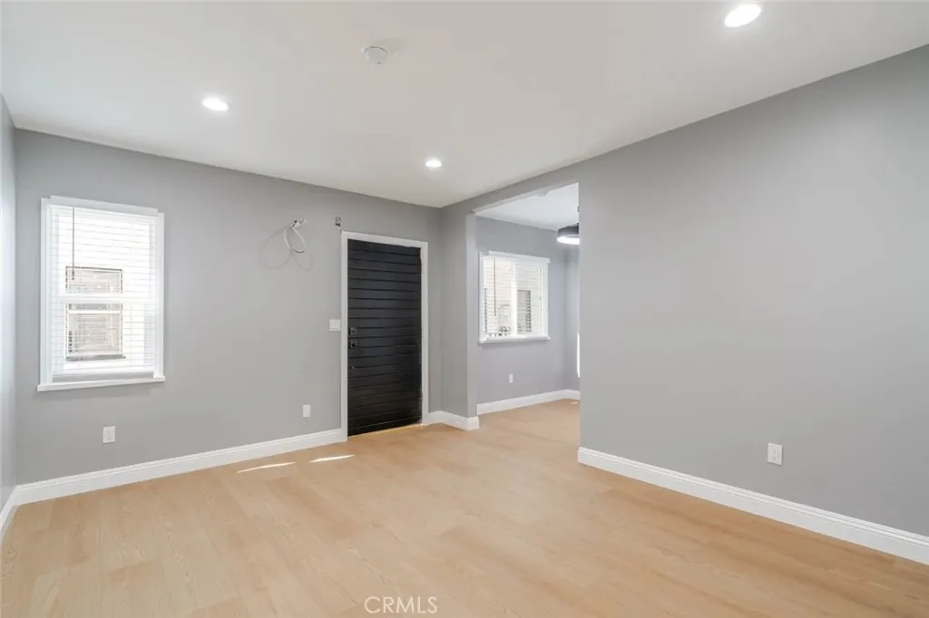 Additional image 4 of 1051 Western Avenue Unit A, Glendale, CA 91201