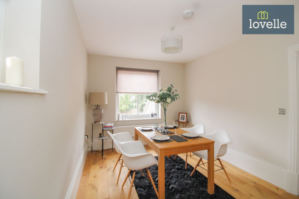2 bed flat for saleWelholme Avenue, Grimsby DN32 photo 5