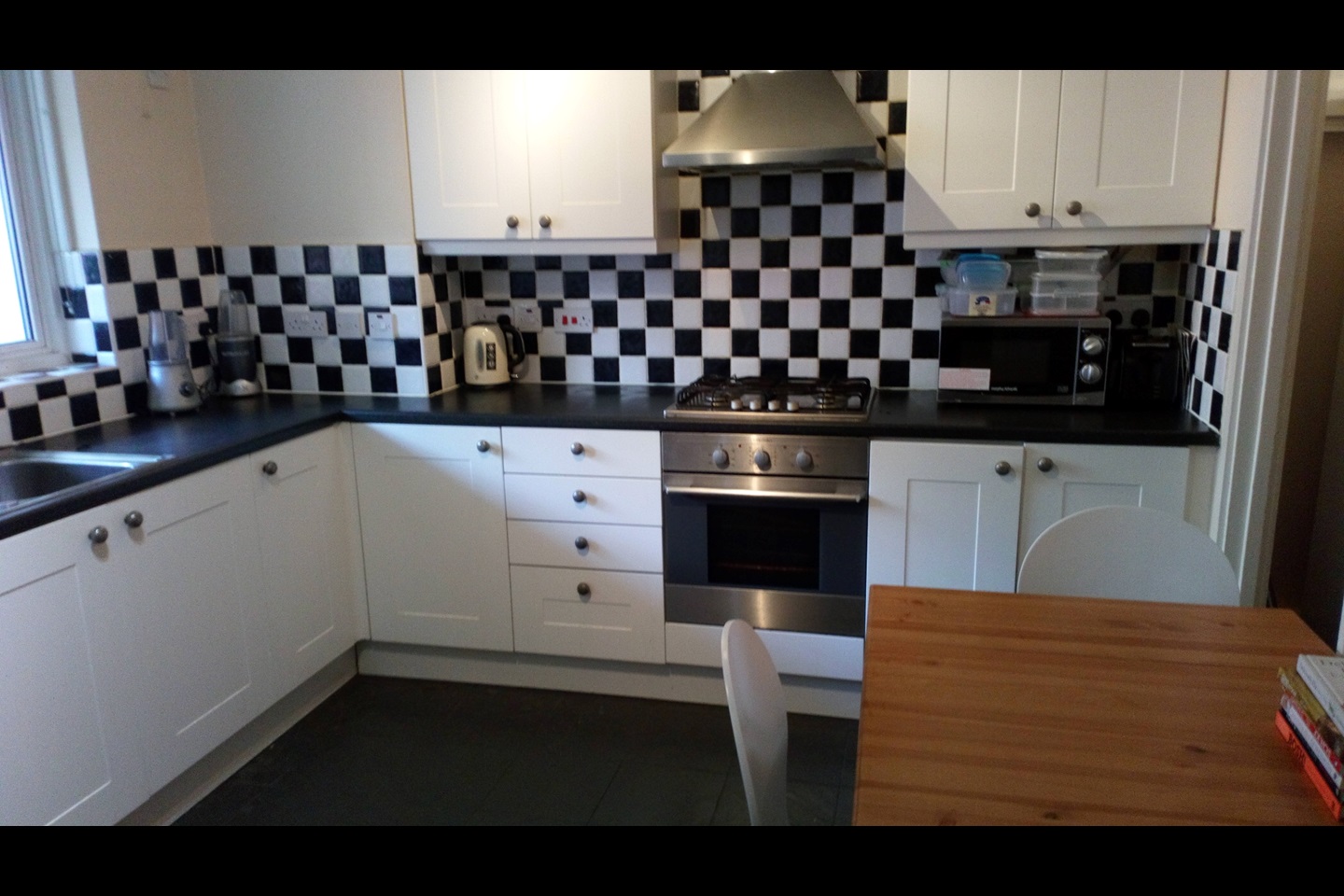 3 Bed Maisonette, Camden Street, NW1, N1 7GU