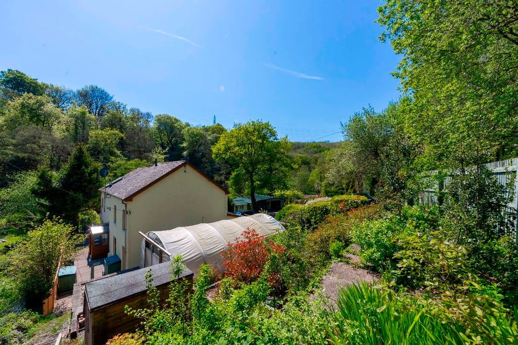 Additional image 85 of 4 bed detached house for saleEdwardsville, Treharris CF46