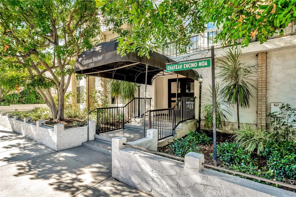 Additional image 2 of 5315 Zelzah Ave Unit 6, Encino, CA 91316