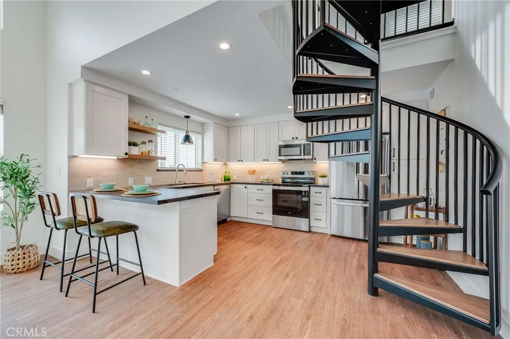 Additional image 40 of 127 E Foothill Boulevard Unit B, Glendora, CA 91741