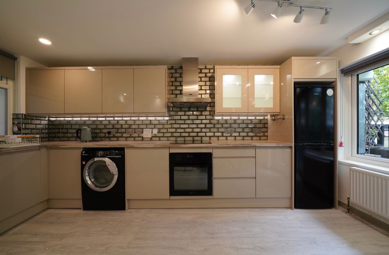 Additional image 5 of 3 Bed Flat, Dudley Court, WC2H