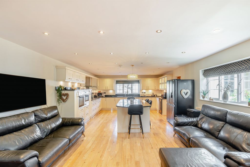 Additional image 2 of 5 bed detached house for saleFive Lanes, Caerwent, Caldicot, Monmouthshire NP26