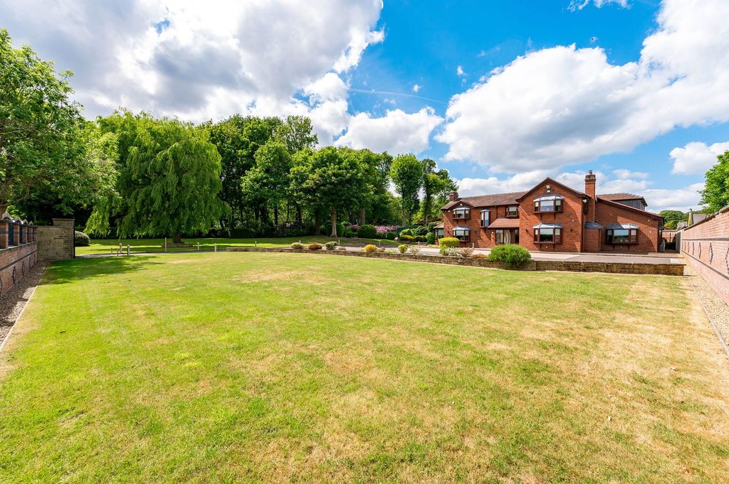 Additional image 4 of 5 bed detached house for saleDairy Farm Road, Rainford, St. Helens WA11