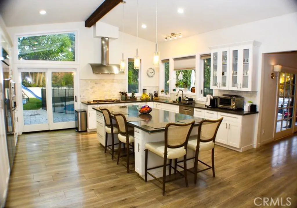 Additional image 5 of 4820 Abbeyville Avenue, Woodland Hills, CA 91364