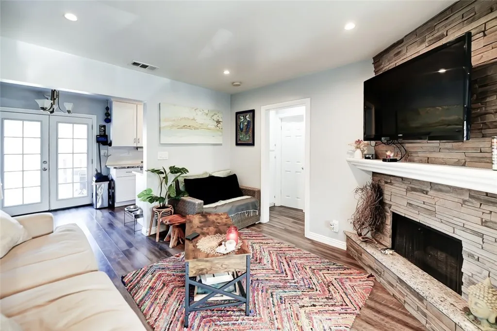 Additional image 15 of 138 Walnut Street, Costa Mesa, CA 92627