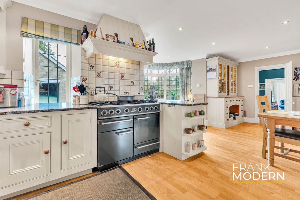 Additional image 17 of 5 bed semi-detached house for saleAbbey Place, Thorney PE6