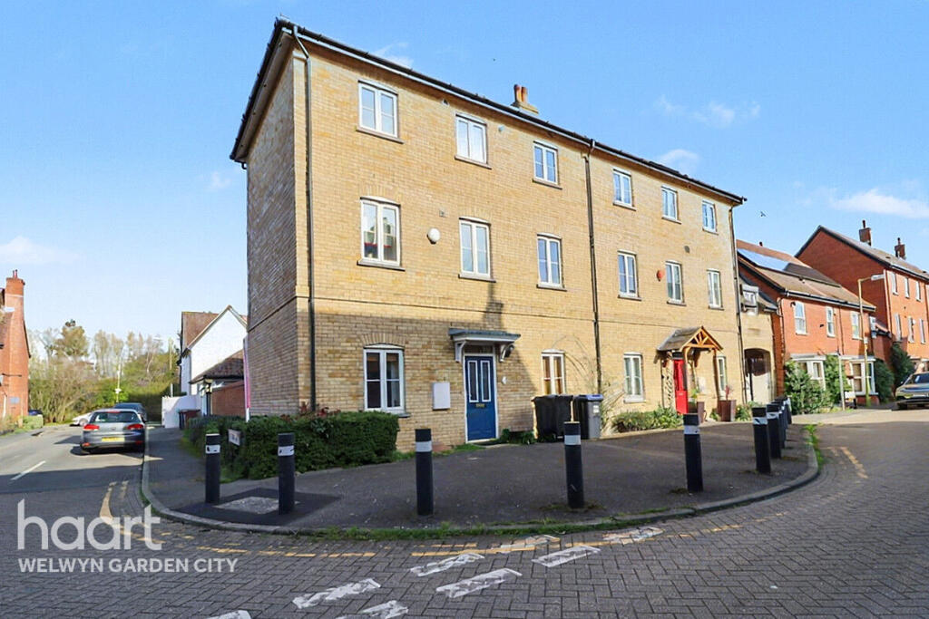 Additional image 26 of Fillingham Way, Hatfield