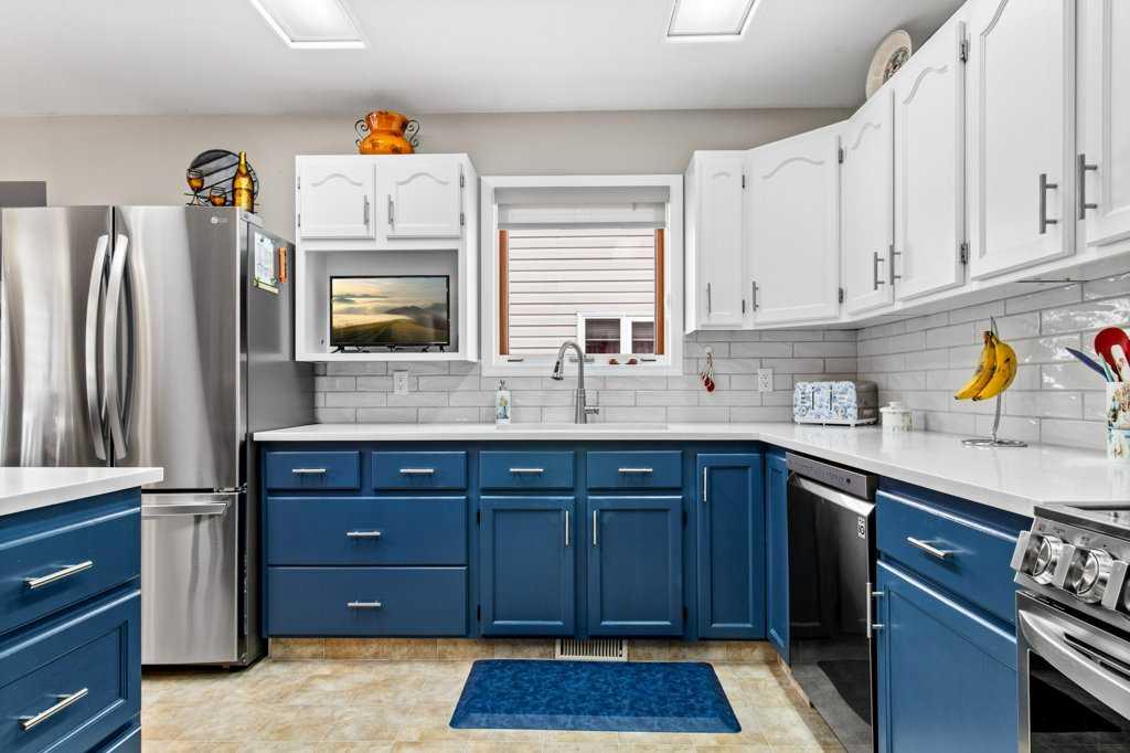 Additional image 6 of 7 Elder Street, Red Deer, AB, T4R 2C7