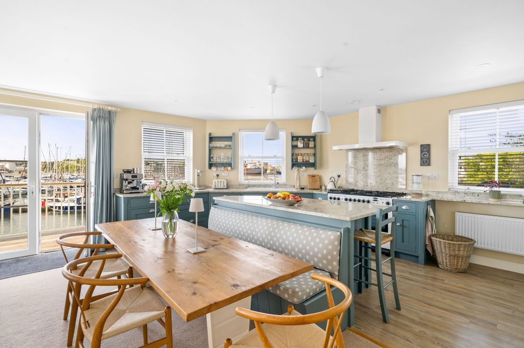Additional image 4 of 3 bed detached house for saleTurnchapel, Plymstock, Plymouth PL9