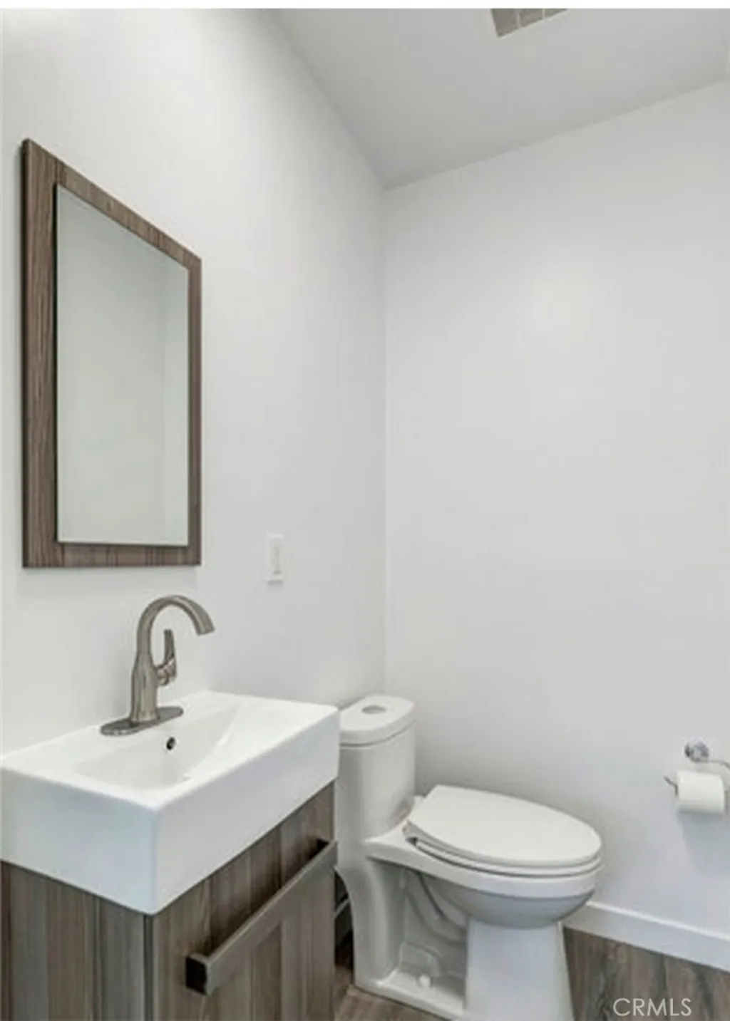 Additional image 15 of 242 W Elmwood Ave, Burbank, CA 91502