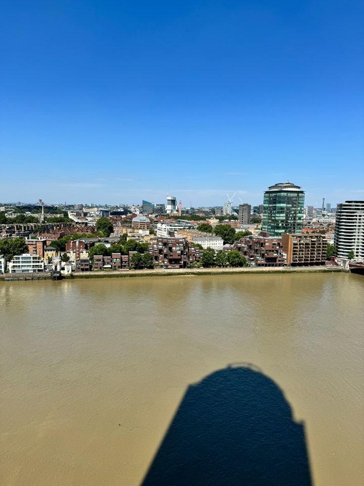 Additional image 9 of 3 Bed Flat, St. George Wharf, SW8, N1 7GU