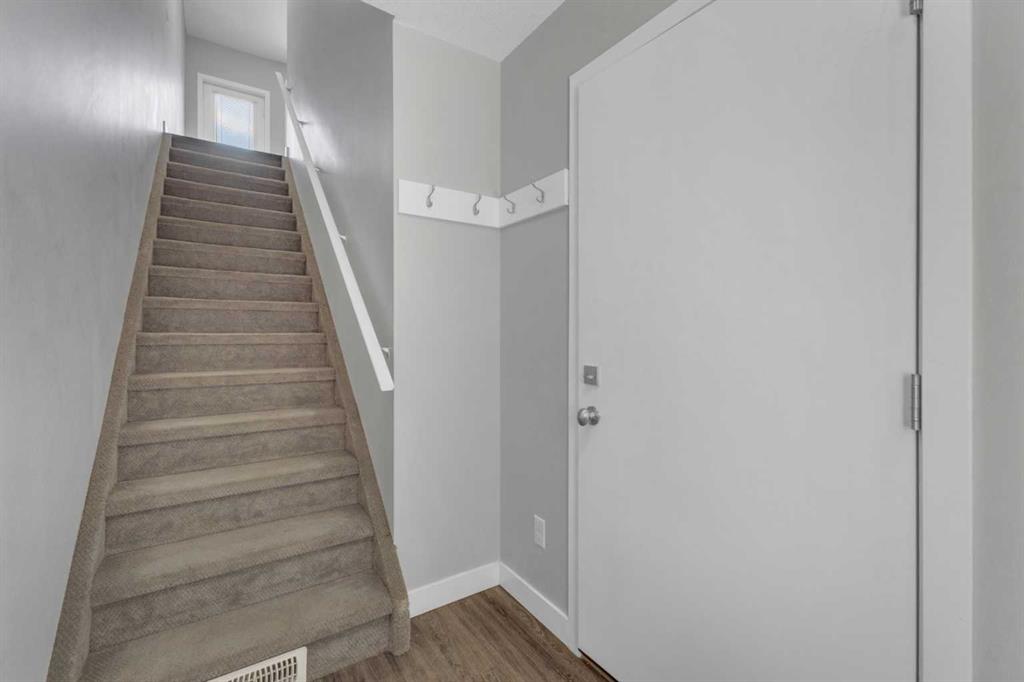 Additional image 4 of 304-125 Caribou Crescent, Red Deer, AB, T2P 0P5