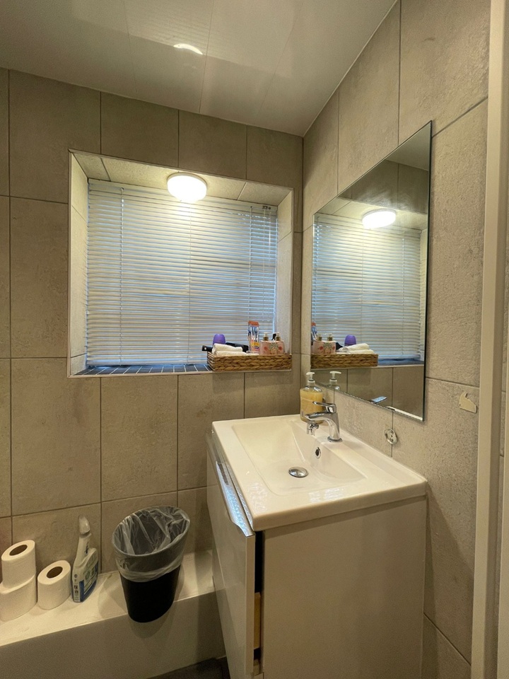 Additional image 14 of 3 Bed Flat, Pelham Court, SW3, N1 7GU