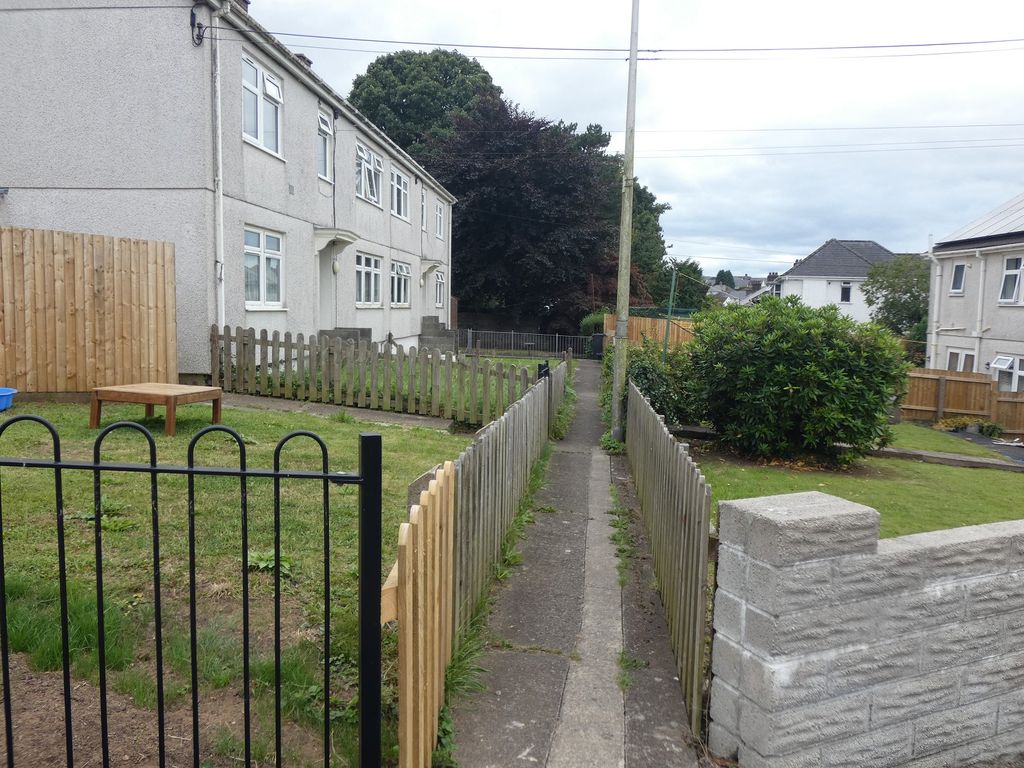 Additional image 9 of 2 bed flat for saleMeadow Road, Neath, Neath Port Talbot. SA11