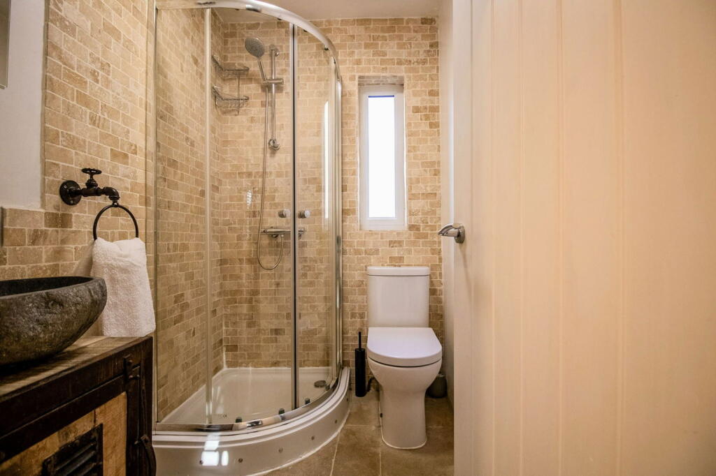 Additional image 13 of Old London Road, St. Albans, AL1 1QD