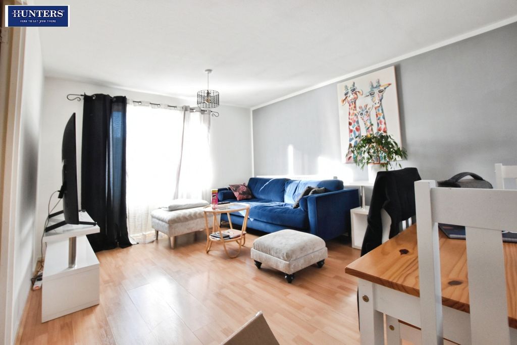 2 bed flat for saleEarls Walk, Scunthorpe DN16