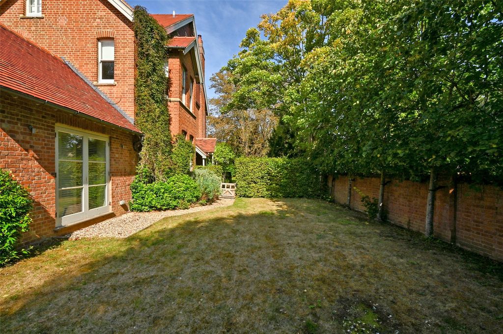 Additional image 14 of 6 bed semi-detached house for saleCharlbury Road, Oxford OX2