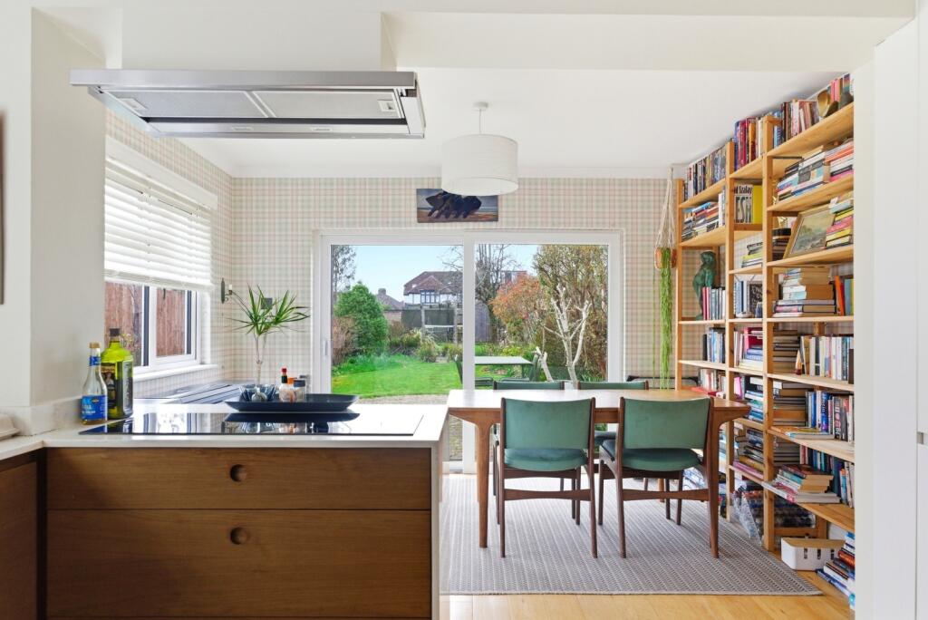 Additional image 9 of Hazelwood Drive, St. Albans, Hertfordshire, AL4