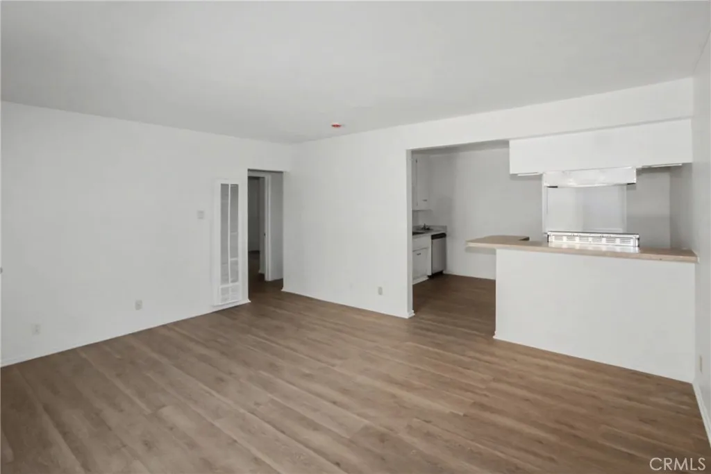 Additional image 8 of 1010 E 32nd St Unit B, Signal Hill, CA 90755