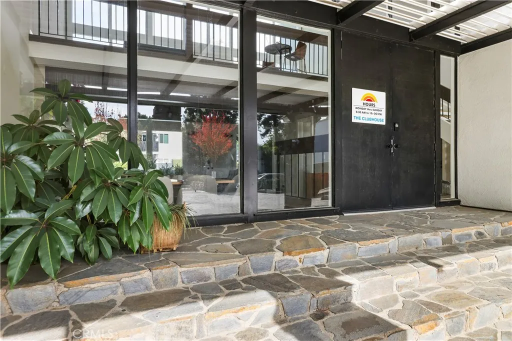 Additional image 36 of 18645 Hatteras, Tarzana, CA 91356