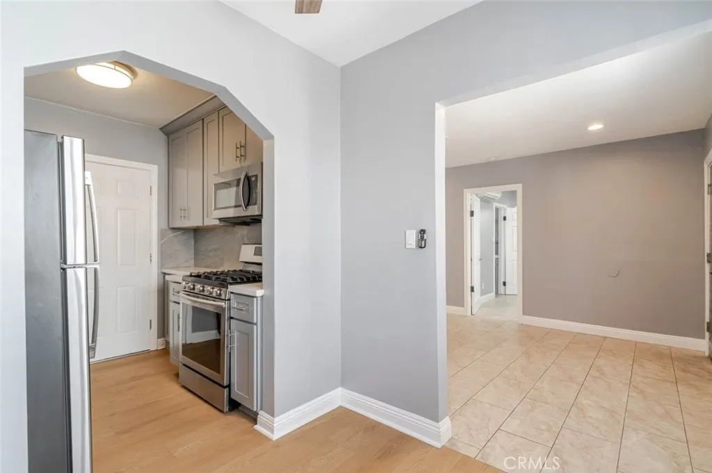 Additional image 8 of 1049 Western Avenue Unit B, Glendale, CA 91201