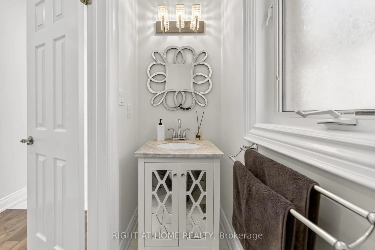 784 Dow Landing, Milton photo 3