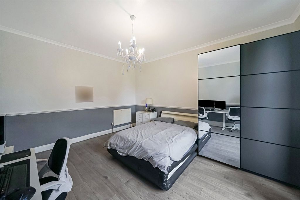Additional image 18 of 6 bed detached house for salePark Avenue, Tillicoultry, Clackmannanshire FK13