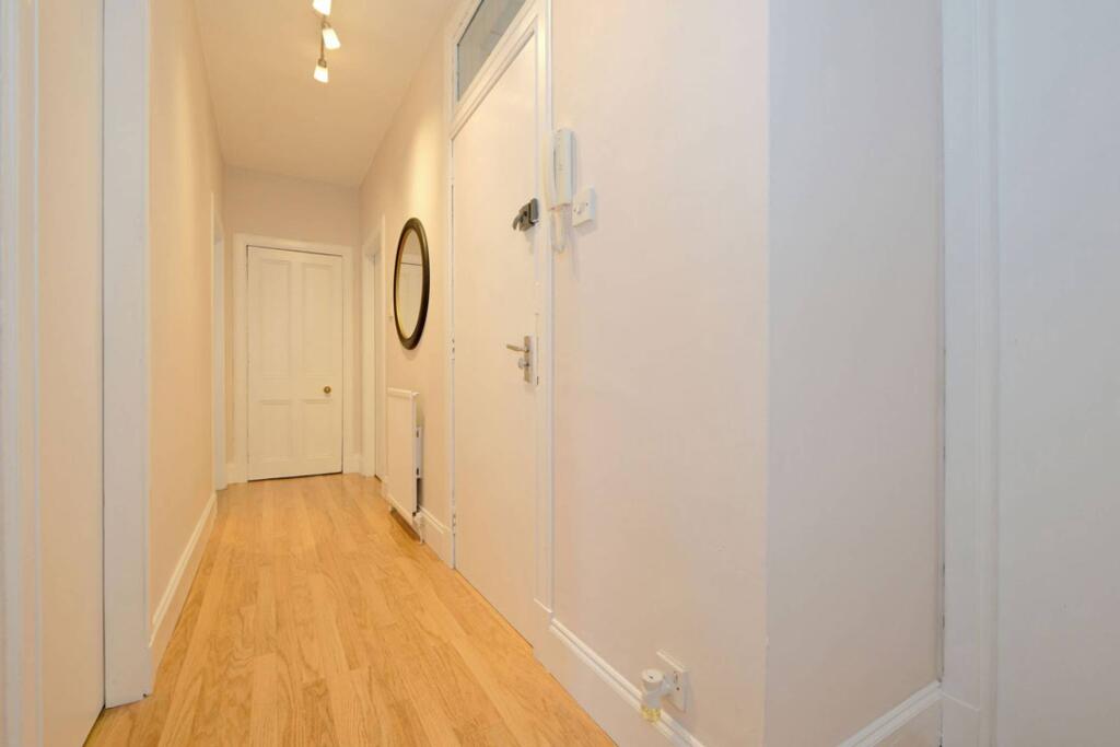 Additional image 16 of Top Floor 46 Esslemont Avenue, Rosemount, Aberdeen, AB25 1SQ