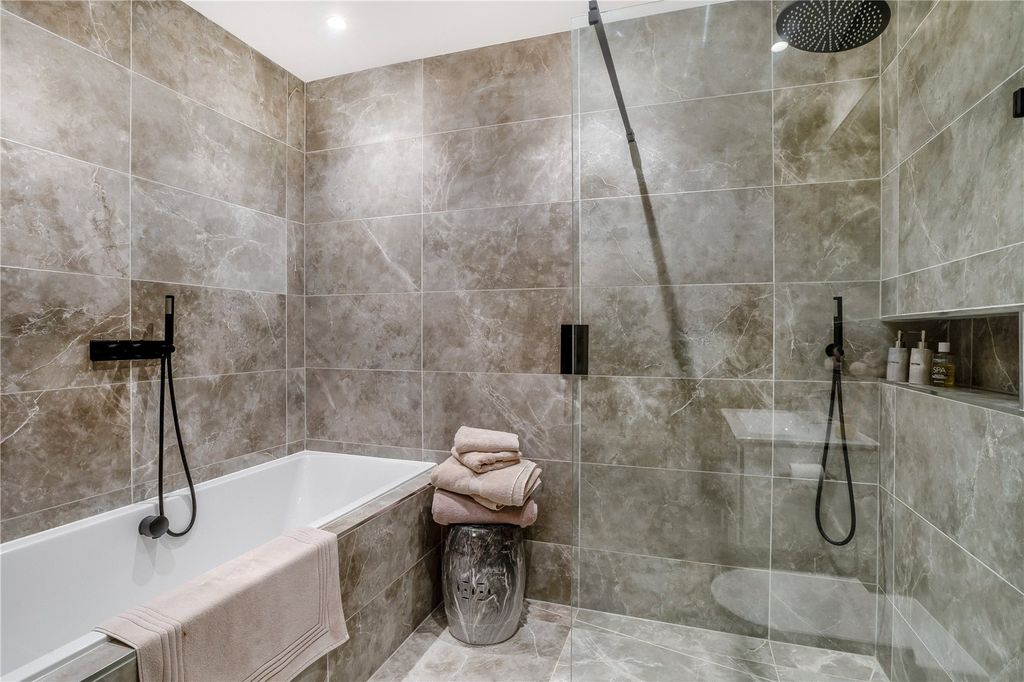 Additional image 16 of 2 bed flat for saleCongleton Road, Alderley Edge, Cheshire SK9