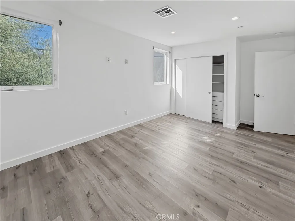 Additional image 36 of 10918 Hesby Street, North Hollywood, CA 91601