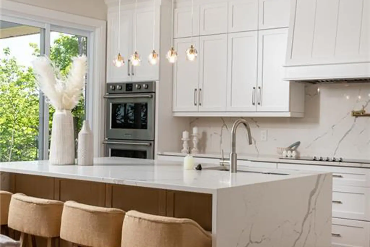 Additional image 5 of 1052 Walton Avenue