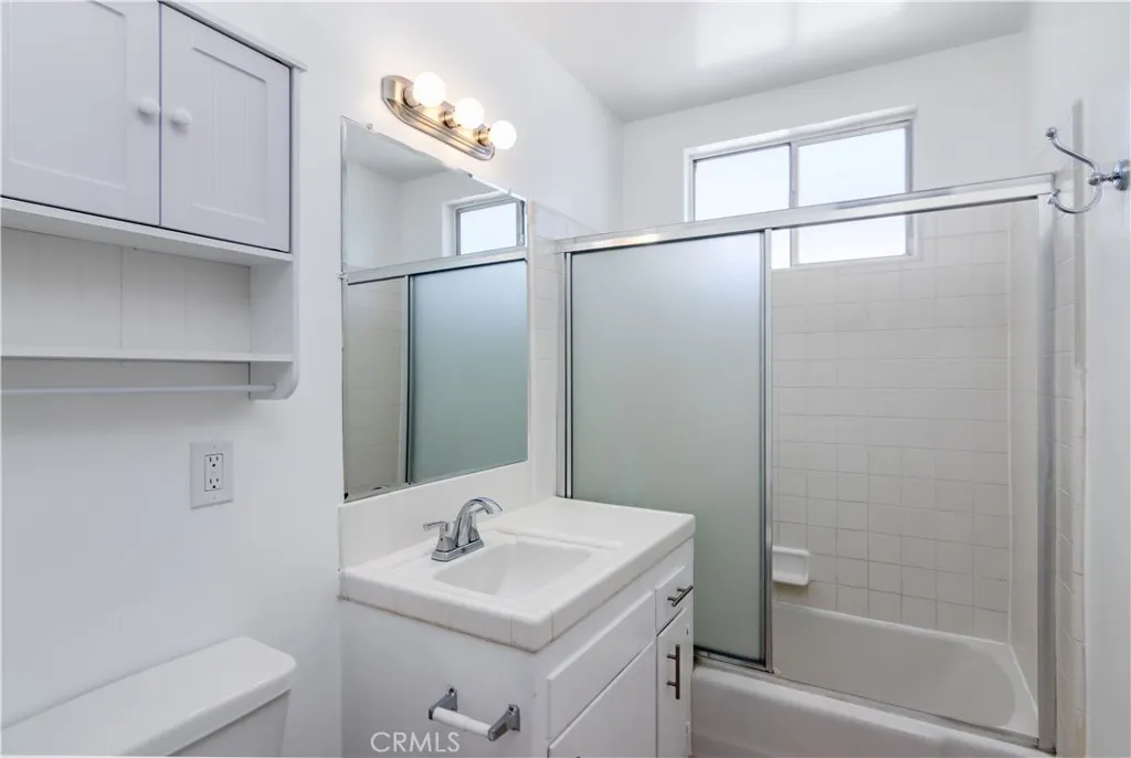 Additional image 26 of 4065 Mclaughlin Avenue Unit 8, Los Angeles, CA 90066