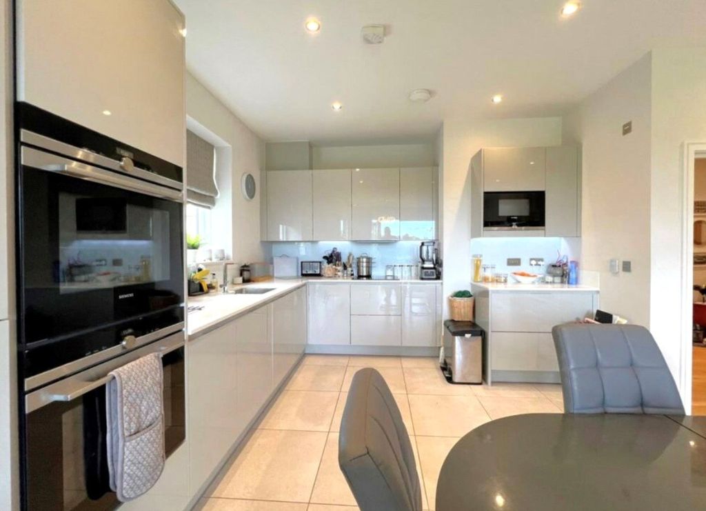 Additional image 3 of 3 bed flat for saleCloister Way, Leamington Spa, Warwickshire CV32