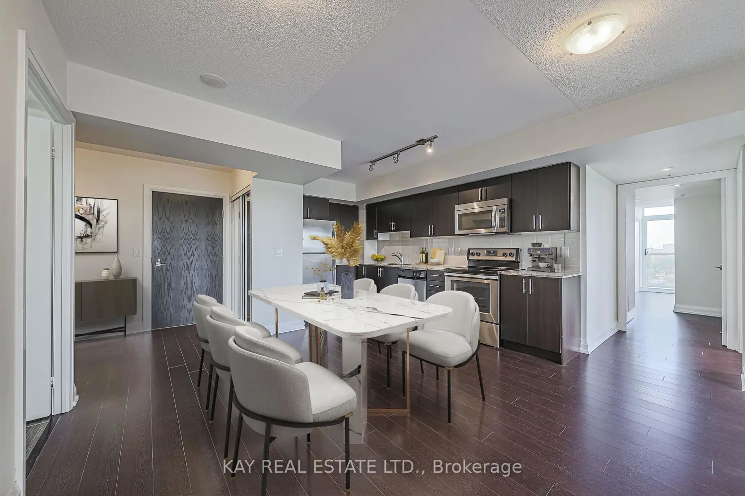 Additional image 3 of 3520 Danforth Avenue 612, Toronto