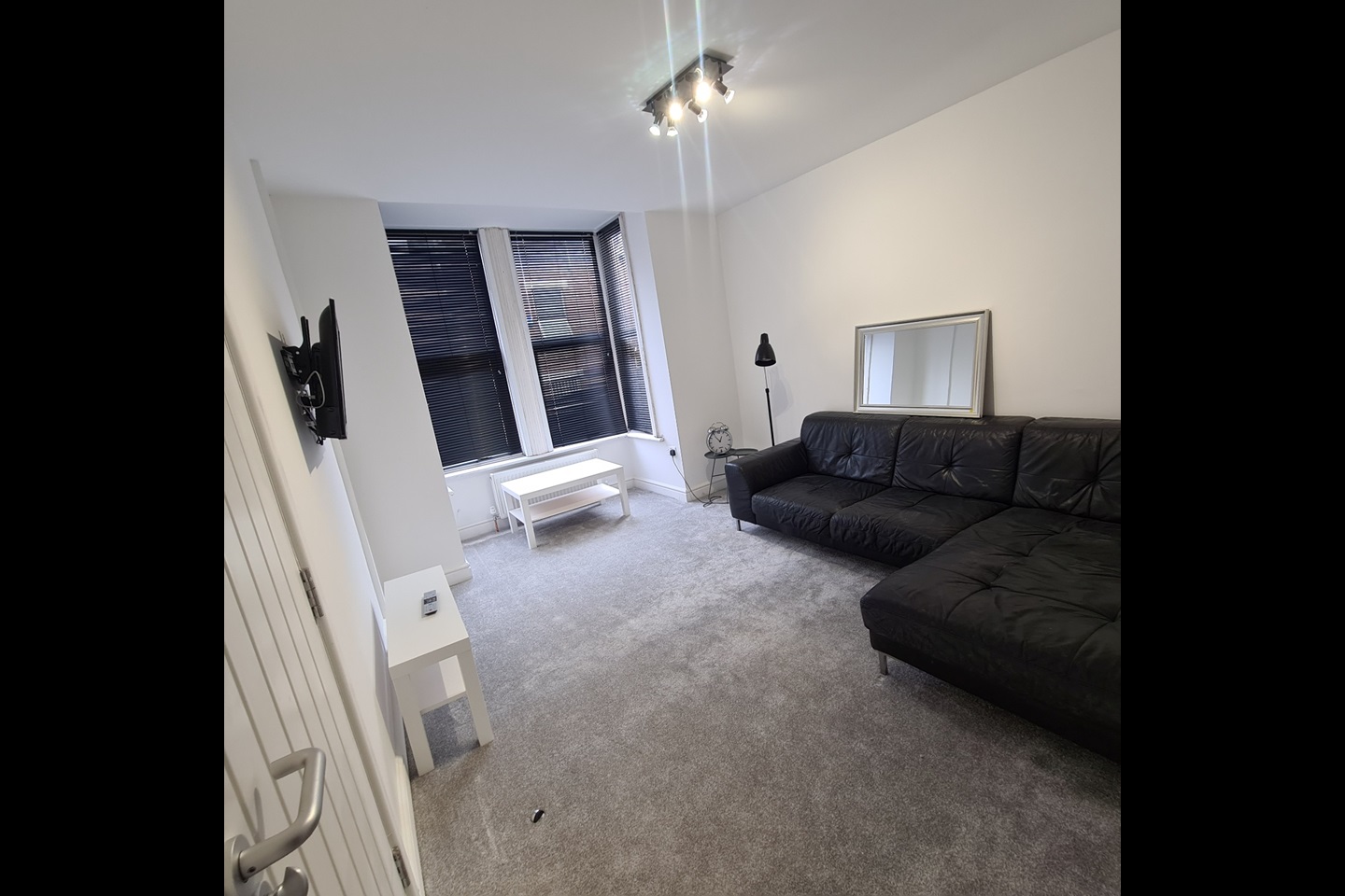 2 Bed Maisonette, Glossop Street, LS6, N1 7GU