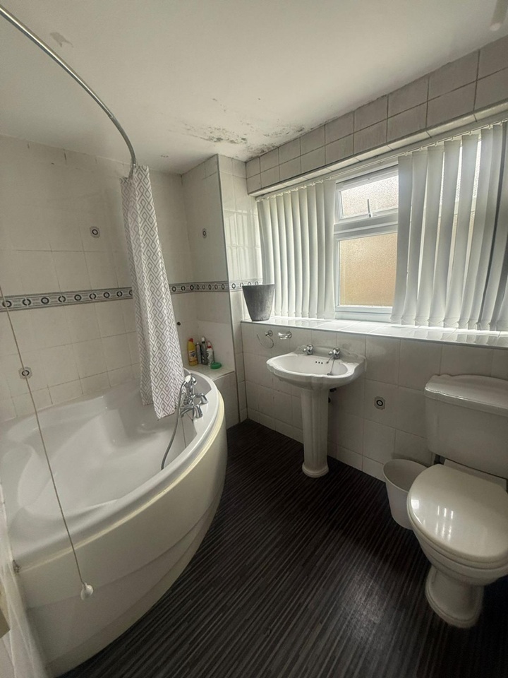 Additional image 6 of 2 Bed Flat, Farquhar Road, B15, B15 2QN