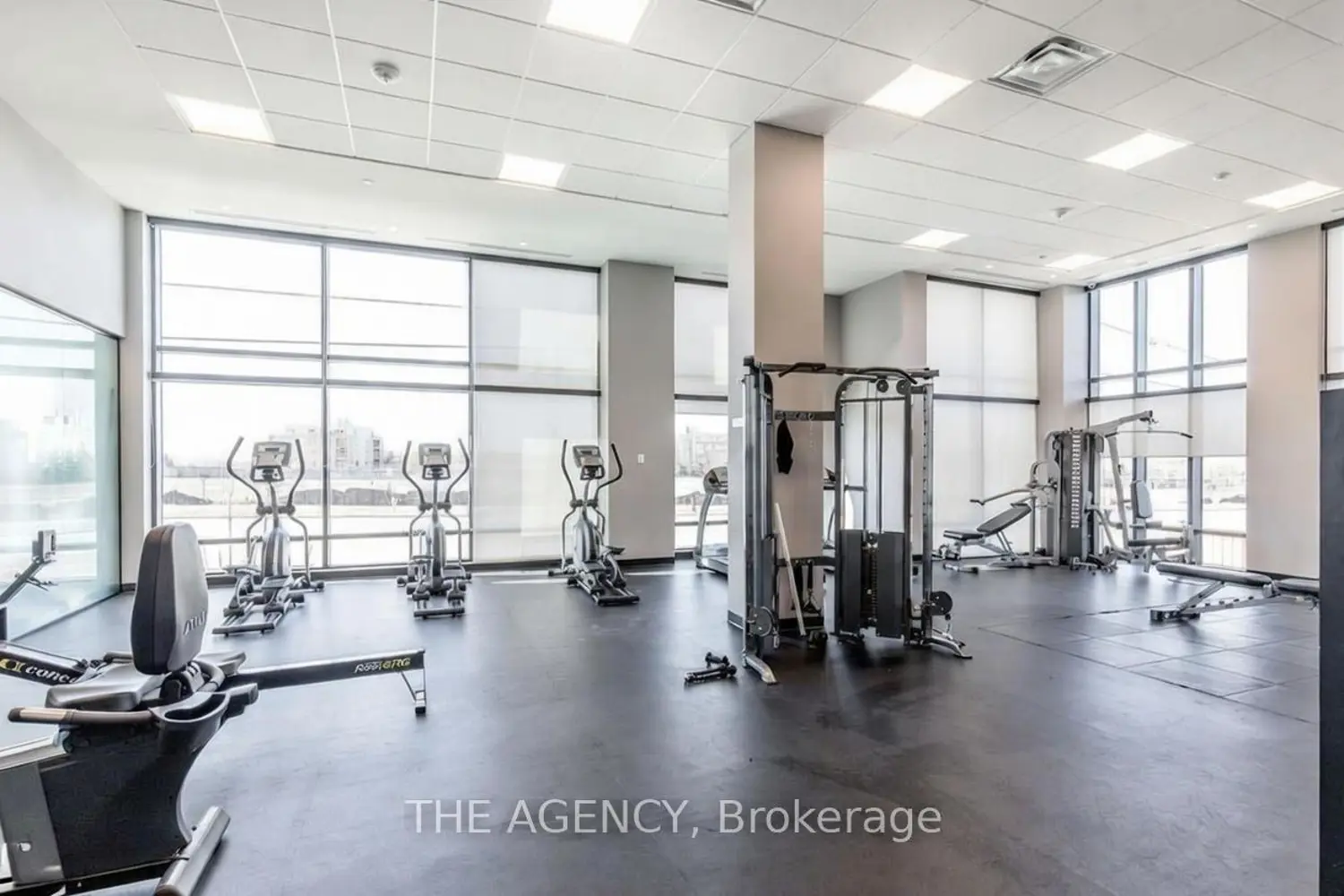 Additional image 17 of 681 Yonge Street 327